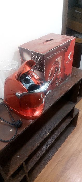 Продам кофемашину капсульную