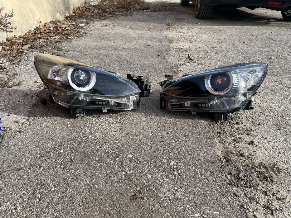 Фарове за Mazda 2 / Мазда 2