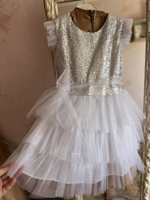 Платья новогодный