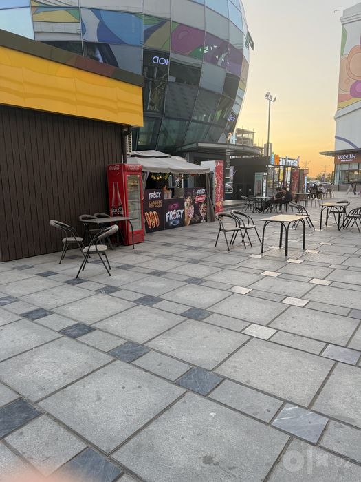 Tayyor yurib turgan biznes  zudlik bilan sotiladi High Town Mallda!!!
