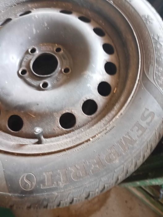 Стоманени джанти Опел 5х110 със зимни гуми и тасове