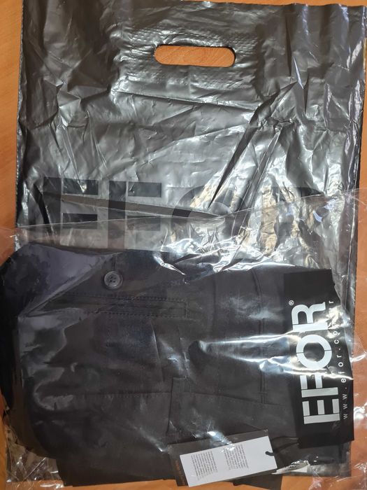 Черен панталон втален силует EFOR - размер 32