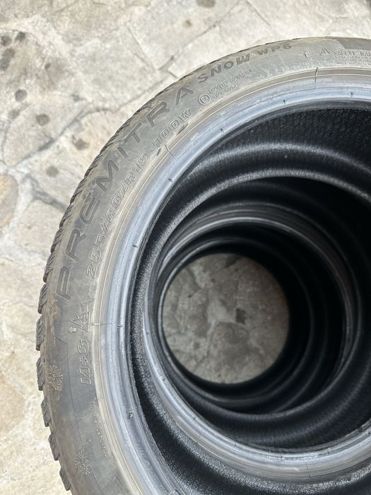 Зимни Гуми 255/40/19 Maxxis WP6
