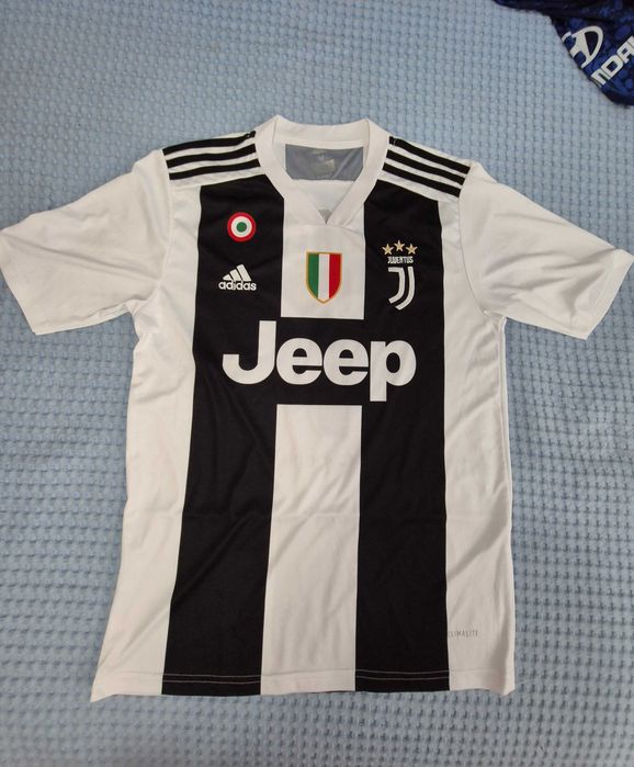 Футболни тениски