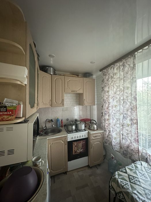 Продам кв в 4 мкр 12 доме