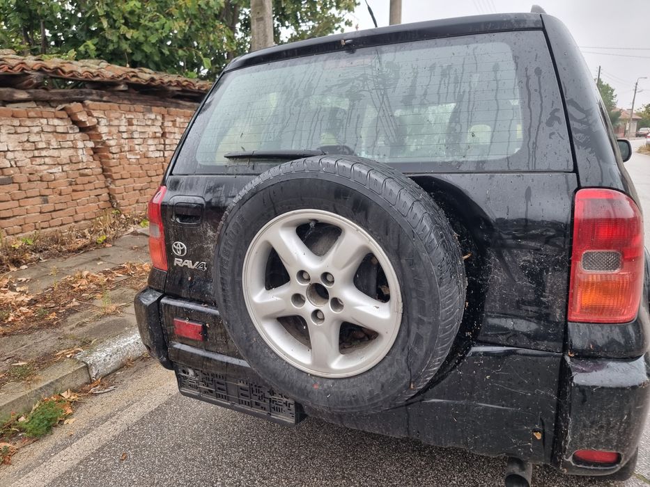 Toyota Rav4 2.0 D4D На части Лети джанти 16 щора