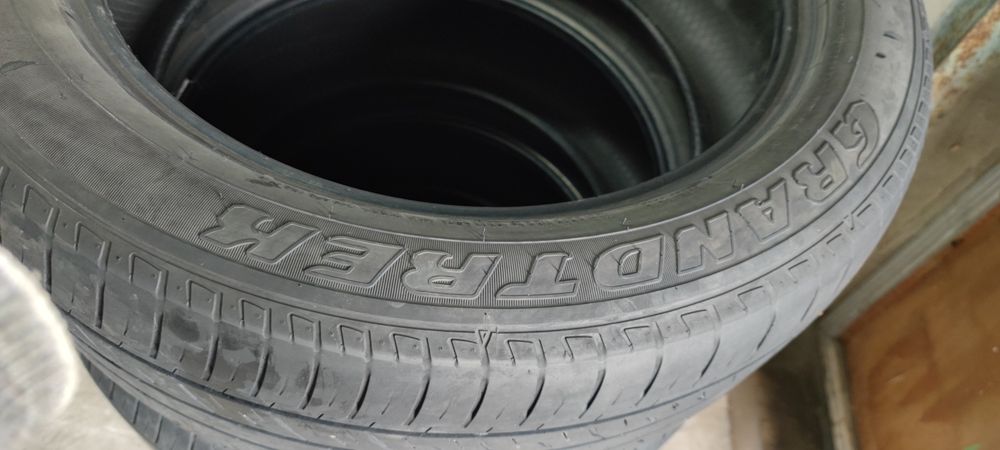 Автошины DUNLOP GRANDTREK  на 21