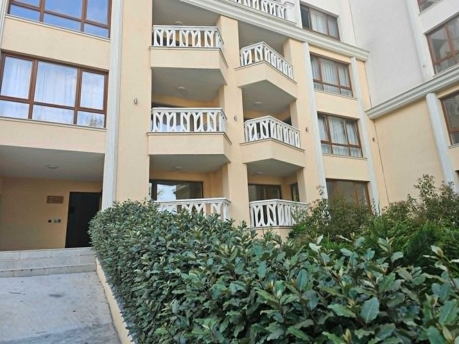 Тристаен Апартамент с паркомясто в  комплекс Varna South Bay Beach Residence - гр. Варна