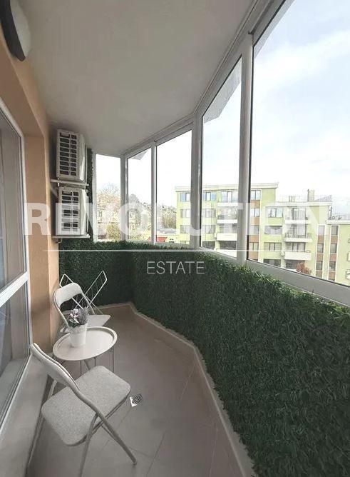 Дава се под наем Двустаен апартамент в Варна, Бриз - 65 кв.м за 598.23 € - Снимка #4