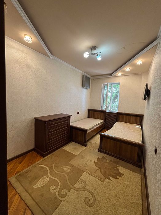 4/3/9, м. Миллийбог, Дружба Народов, 96 м², авторский ремонт, мебелью