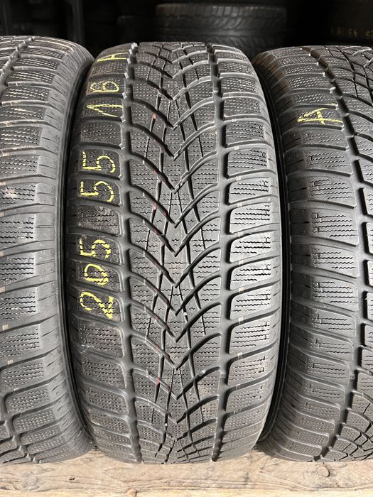 4 anvelope iarna 205/55/16 , Dunlop , 5.8 mm !
