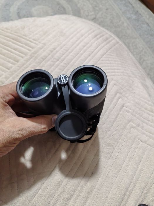 Бинокль Bushnell 10×42