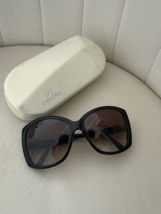 Солнечные очки женские Swarovski