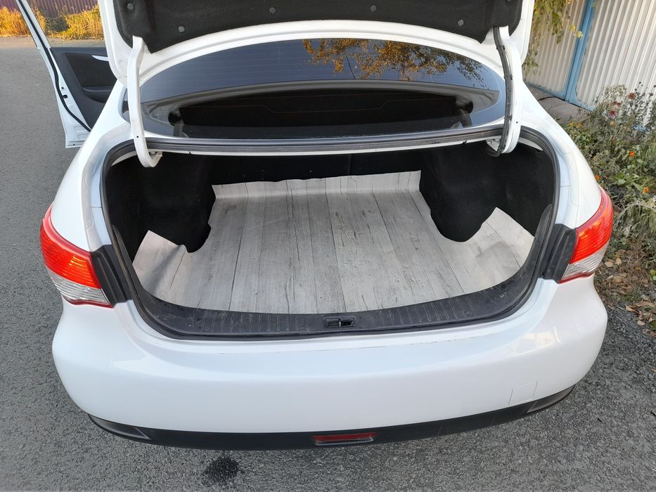 Продам нисан альмера