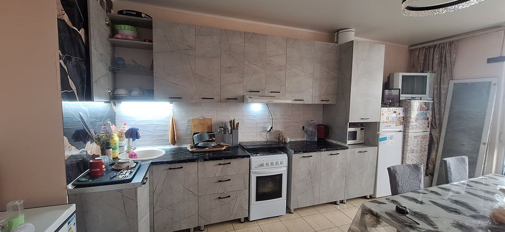 Продам кухонный гарнитур