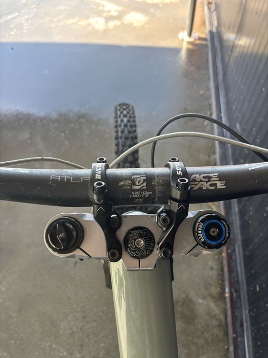 Cube 215 Carbon 29XL