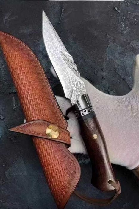 Cutit din otel Damasc, teaca piele italiana lucrata manual
