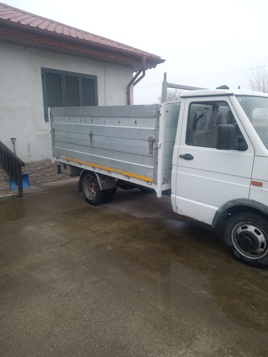Autoutilitara Iveco