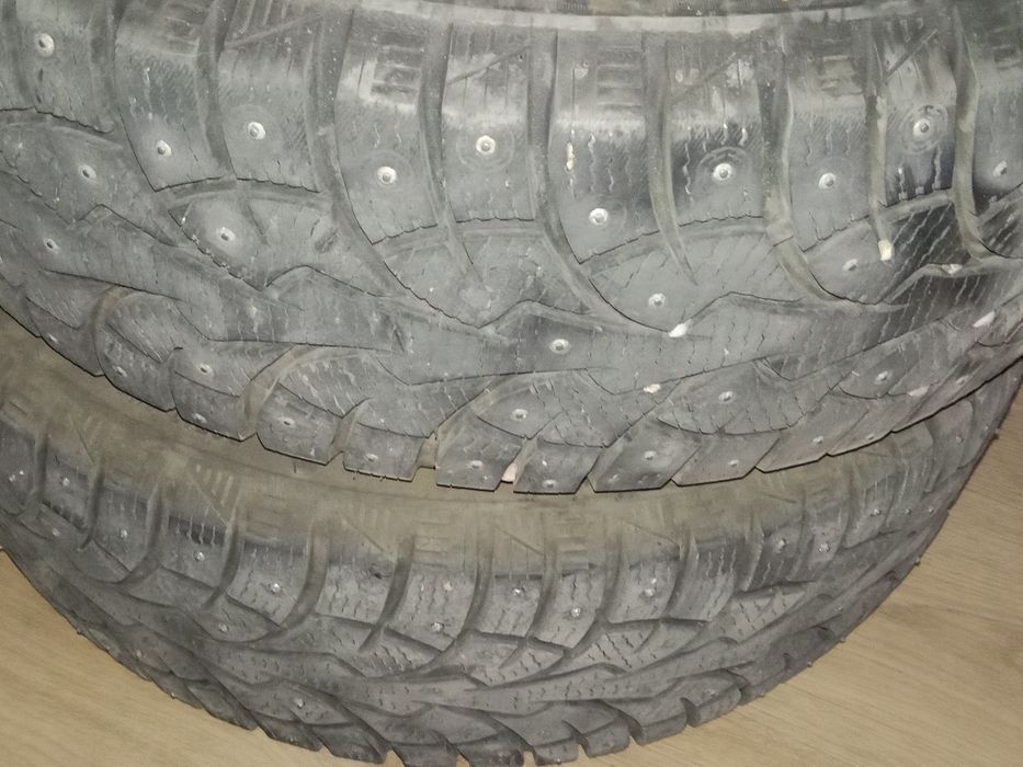 Продам шины зима