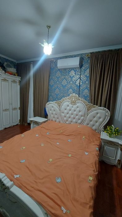 Срочно продаётся спальня гарнитура