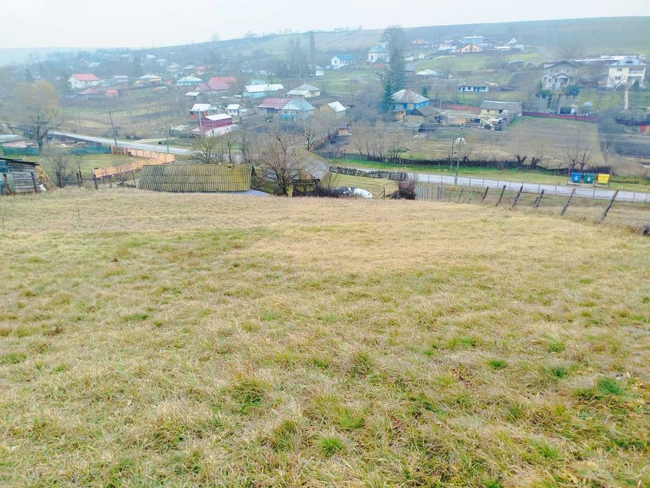 CASA + 3400 teren intravilan , IASI_HOISESTI_la PRET de Garsoniera