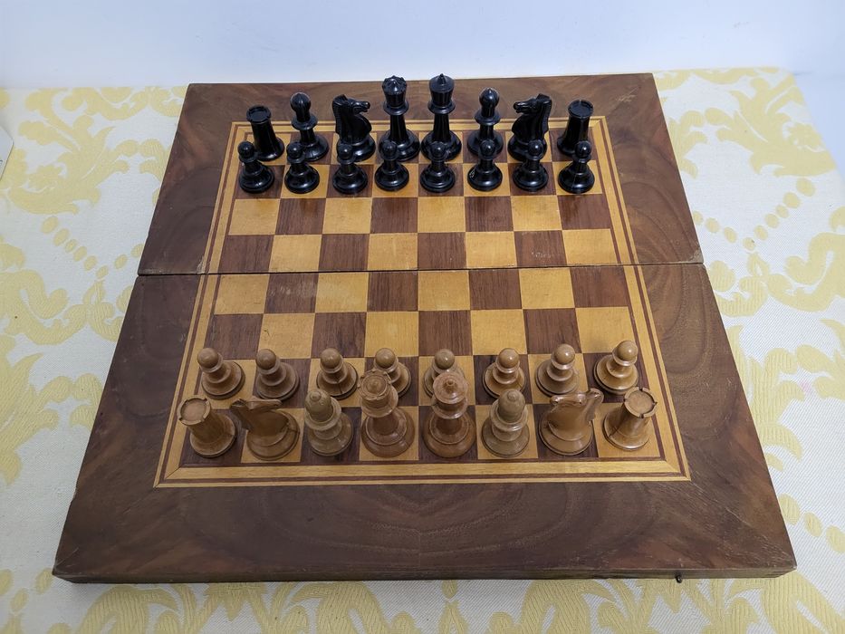 #8 Срар Дървен шах От Орех