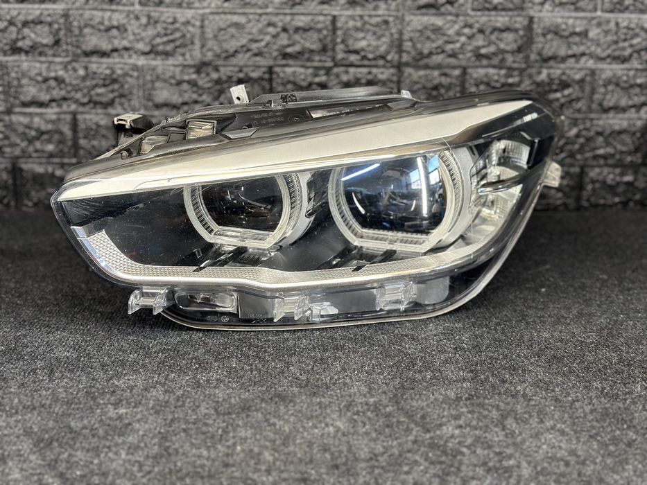 Far stanga seria 1 F20 Lci led