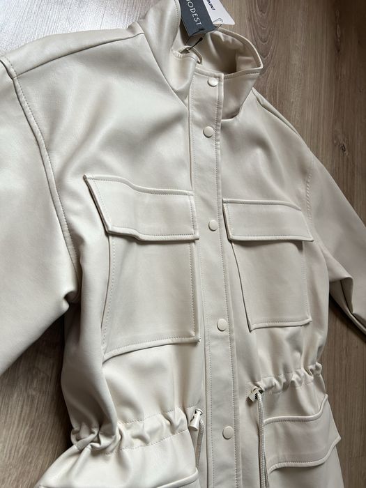 Ново кожено палто LC Wikiki