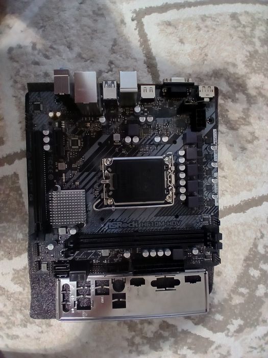 Материнская плата