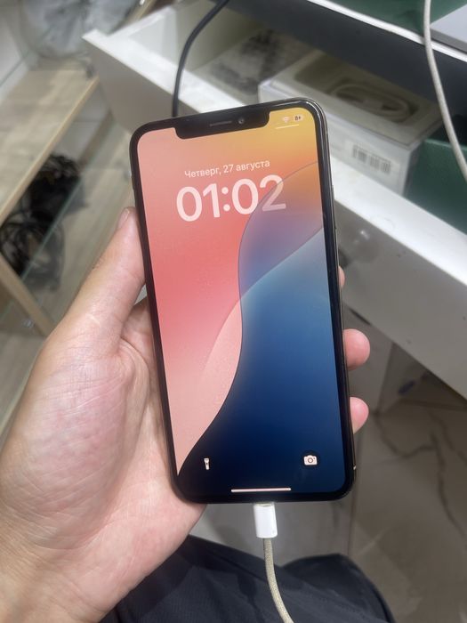 Срочно продас iphone xs max