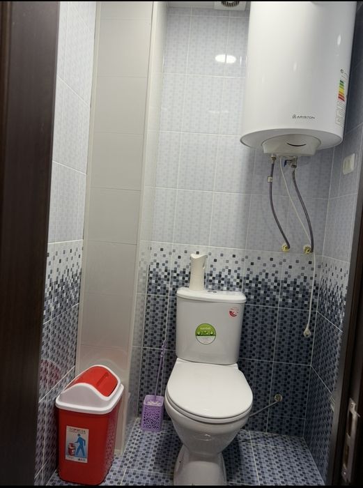 Srochna 3 xonali dom sotiladi