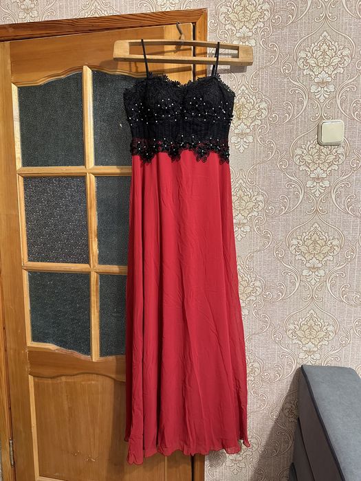 Продам вечернее платье в отличном состоянии