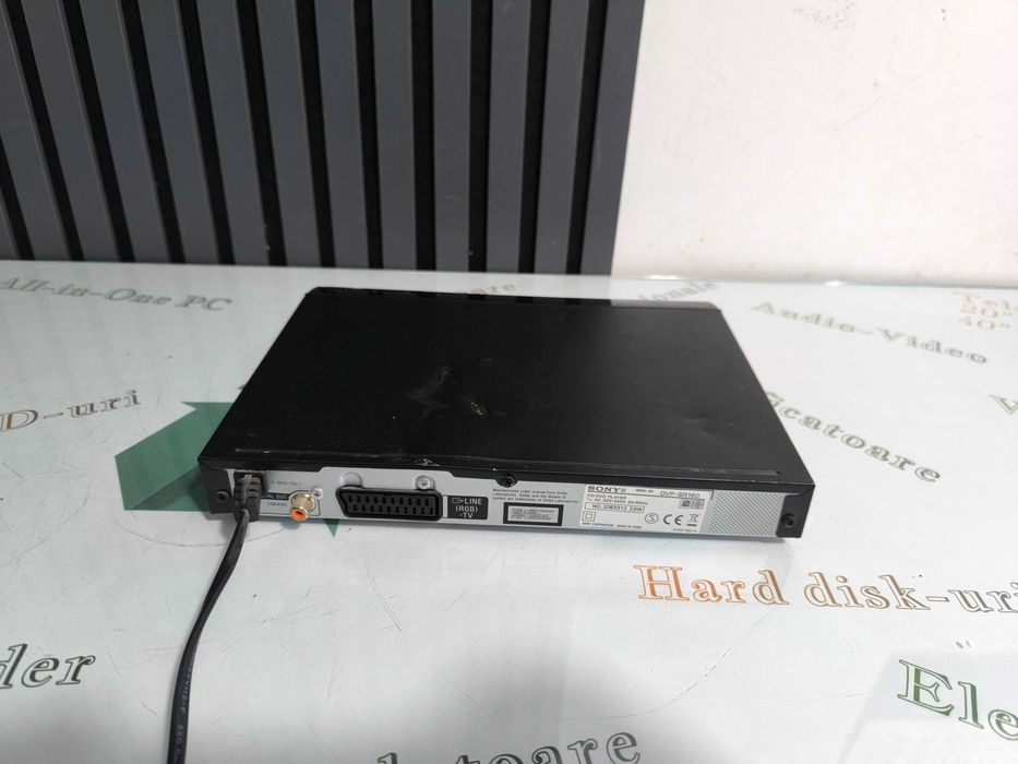 Sony DVP-SR160 player CD DVD SCART