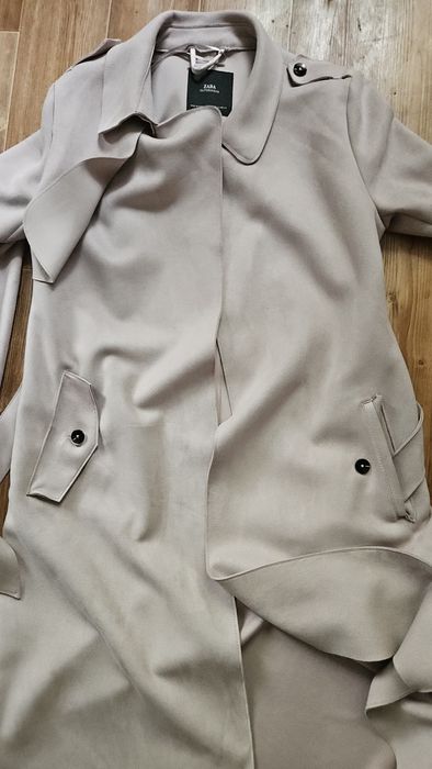 Тренч, платья женские