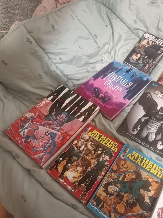 Книги комикси и манга