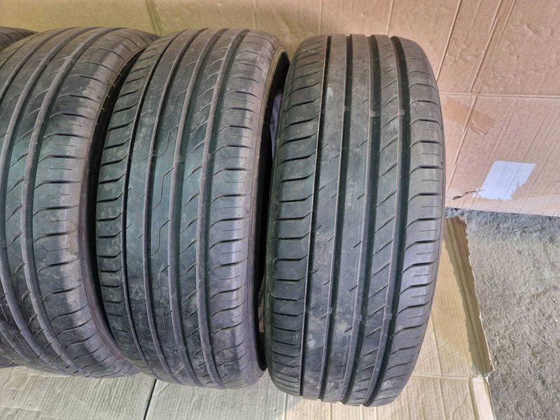 4 Nexen 225/60/17
летни гуми DOT0722