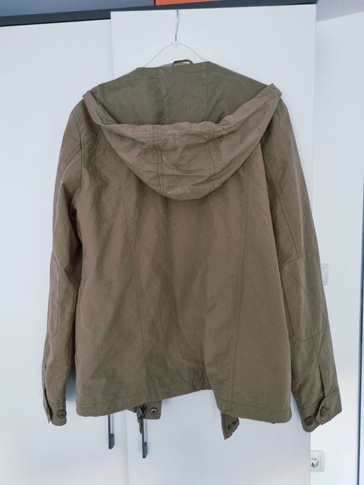 Ново мъжко яке М размер