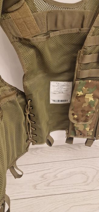 Vesta tactica multifunctionala Nouă