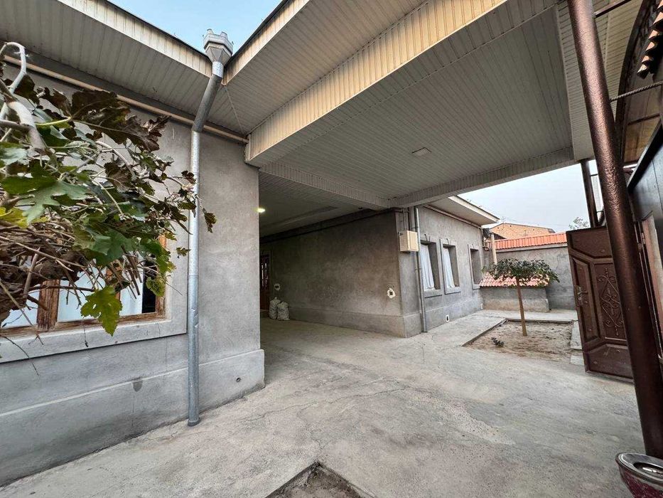 Qibray tumani, Uzumzor. 10 sotihda  katta oilaga 9 honali  uy sotaman.