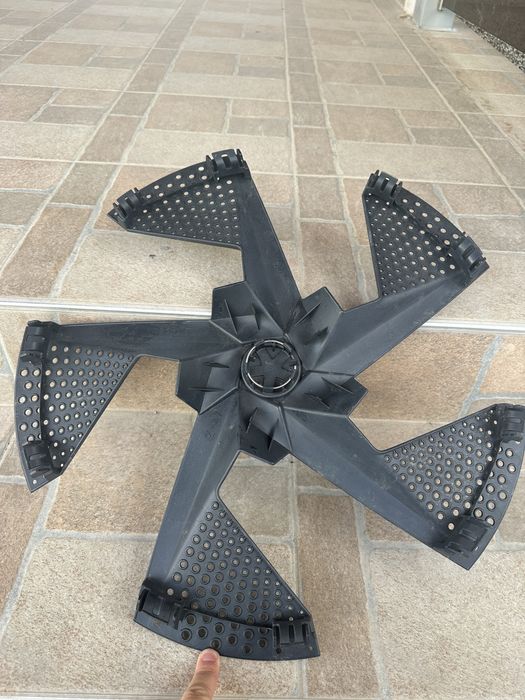 Skoda Enyaq оригинален таз за джанта 19