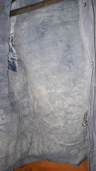 Продам куртку зимнию