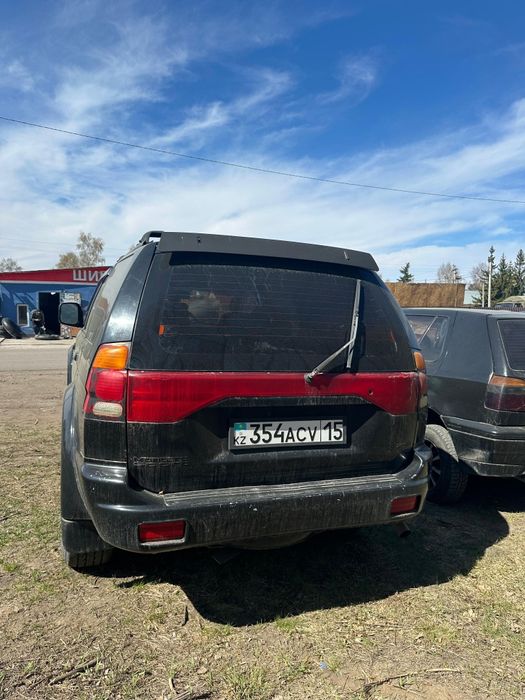 Продам Авто Монтеро спорт