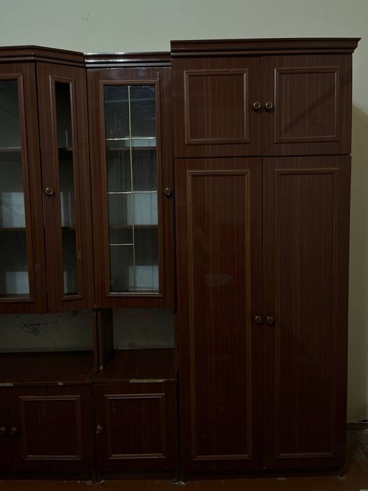 Стенка для дома хорошие состояние