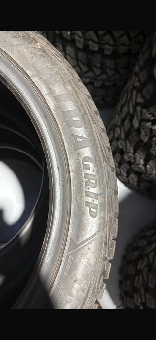 Anvelope de iarna 255/45 R19