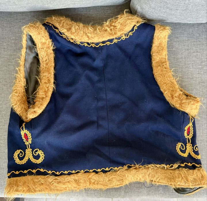 Котленски дамски елек