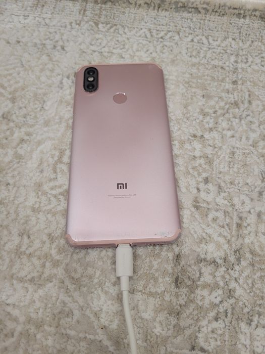Продам телефон Xiaomi