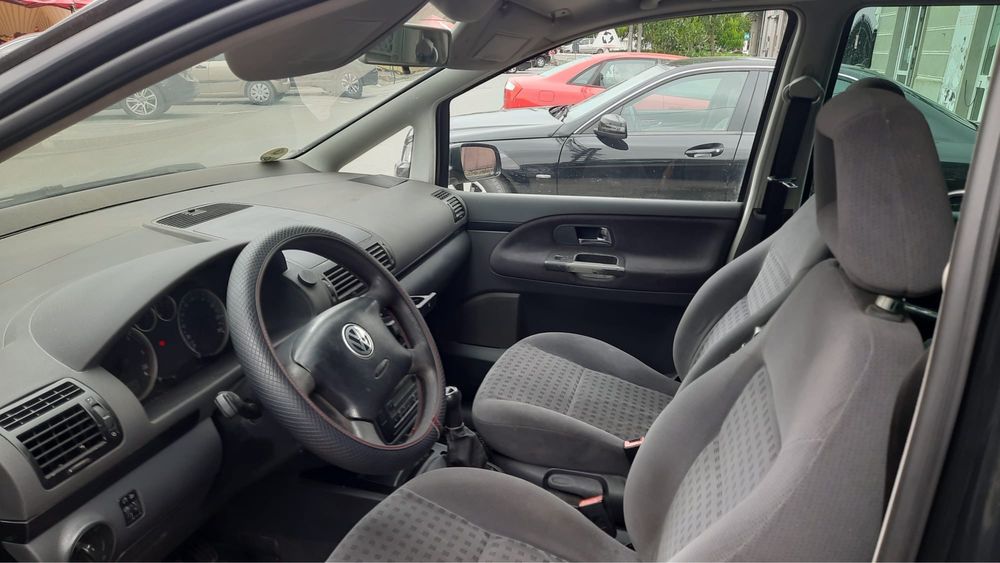 VW SHARAN  7 locuri