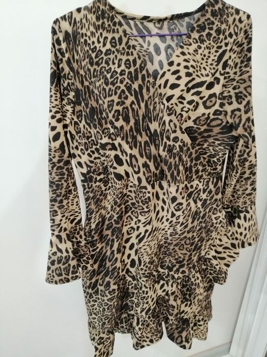 Продам   разные платья, юбки