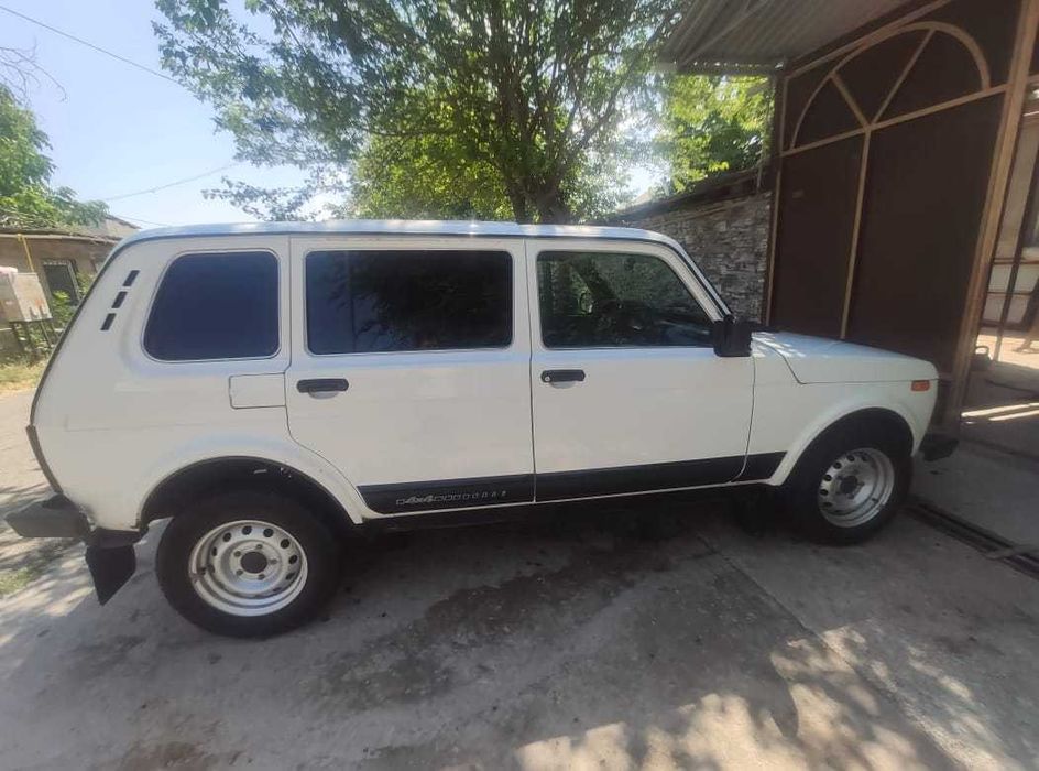 Продам Лада НИВА 2131