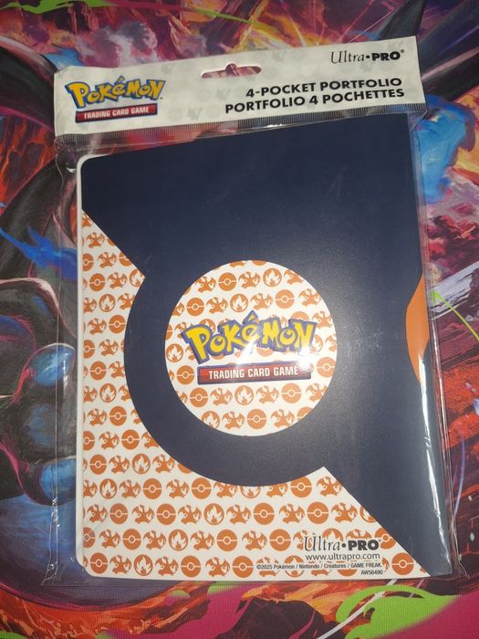 Pokemon сингли, Фигурки и Папки!